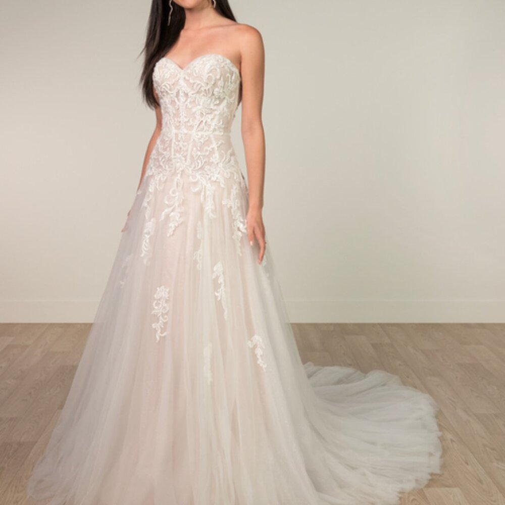 Stella York bridal gown SY8205